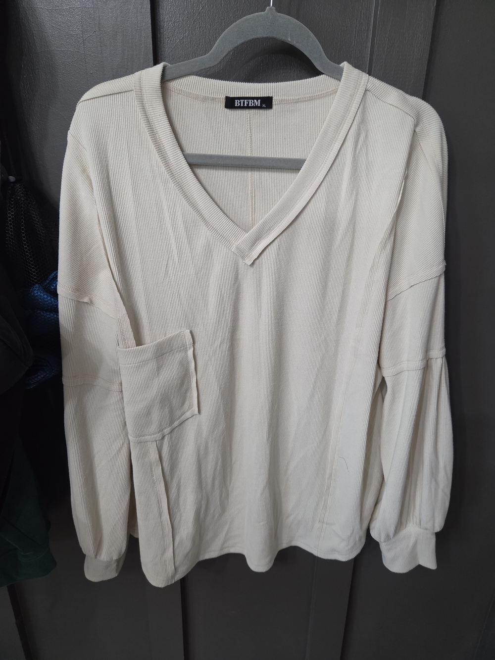 Cream V-Neck Long Sleeve Top